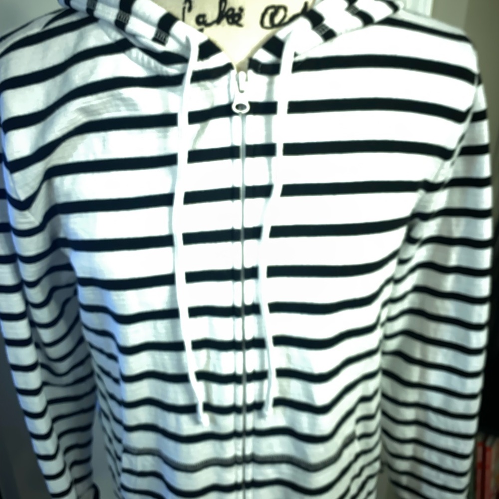 Light Weight Jacket - image 2